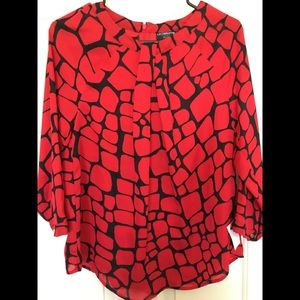 Beautiful blouse that’s so comfortable to wear